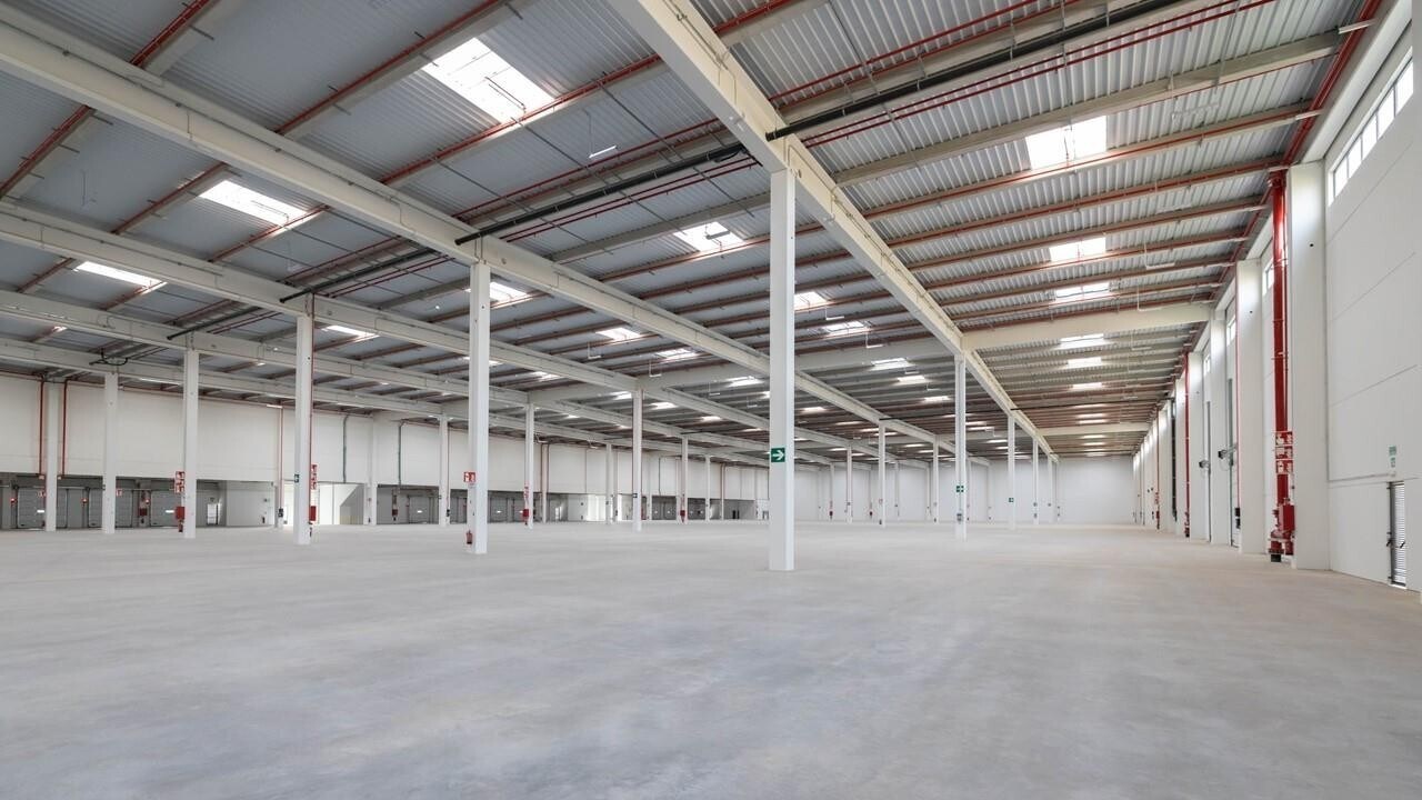 Calle Agustín de Betancourt, 5 - 9, Getafe, Madrid à louer Photo intérieure- Image 1 de 5