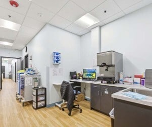 800 12th Ave, Fort Worth, TX 76104 - Unité 300 - - Photo intérieure - Image 2 of 10