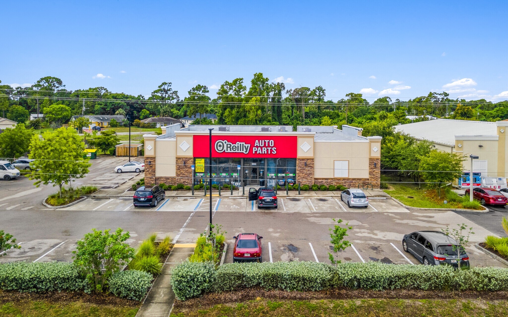 5003 Lee Blvd, Lehigh Acres, FL à vendre Photo principale- Image 1 de 4