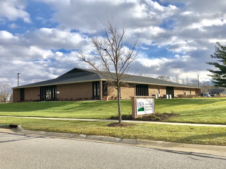 2602 Chicago St, Valparaiso, IN for lease - Building Photo - Image 1 of 7