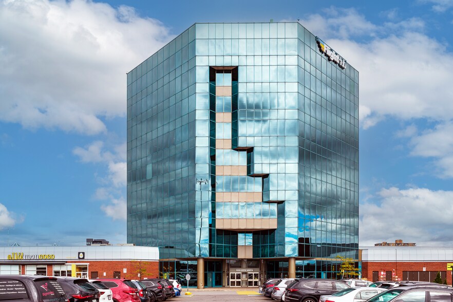 3333 Boul De La Côte-Vertu, Saint-Laurent, QC à louer - Photo du bâtiment - Image 2 de 10