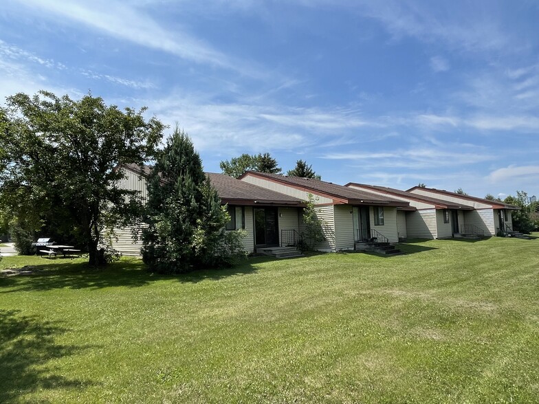 855 6th St, Cando, ND à vendre - Photo principale - Image 1 de 1