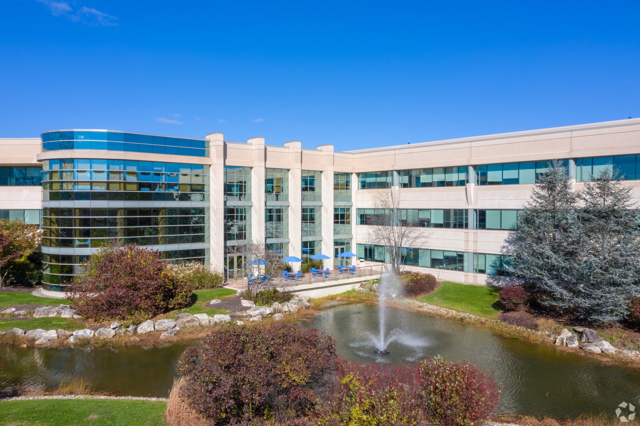 45 Liberty Blvd, Malvern, PA à louer Photo principale- Image 1 de 11