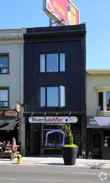 345 Danforth Ave, Toronto, ON à vendre - Photo principale - Image 1 de 1