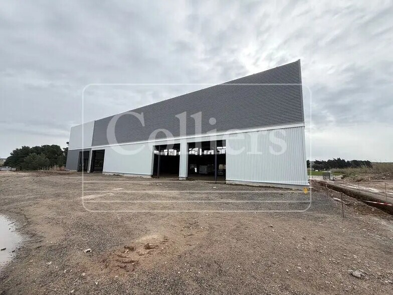 Flex in Marignane for sale - Building Photo - Image 2 of 7