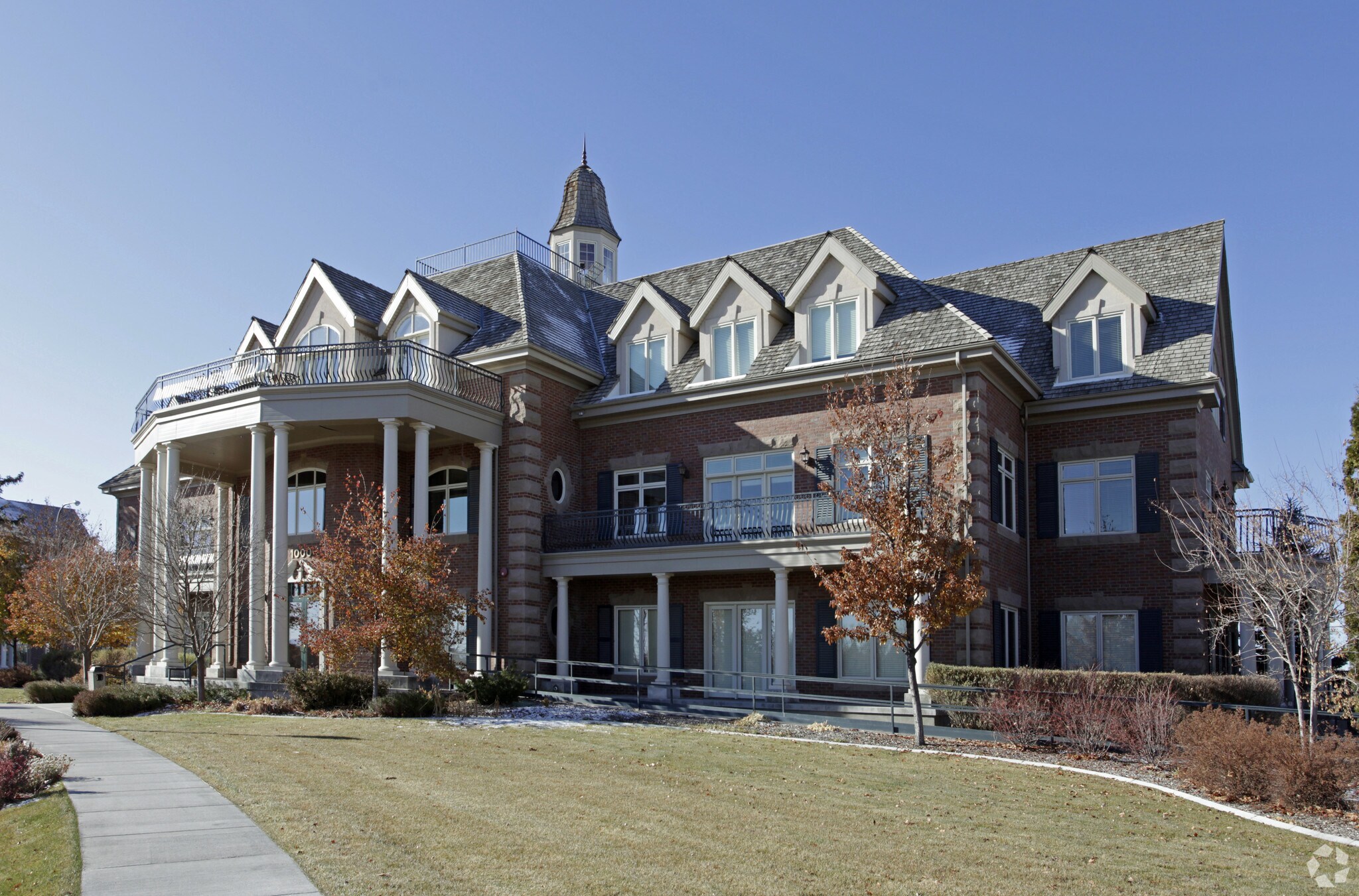 1000 Riverwalk Dr, Idaho Falls, ID for lease Primary Photo- Image 1 of 24