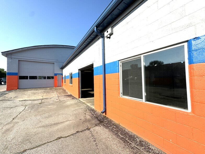 3711 Nat'l rd, Richmond, IN à louer - Photo du bâtiment - Image 2 de 13