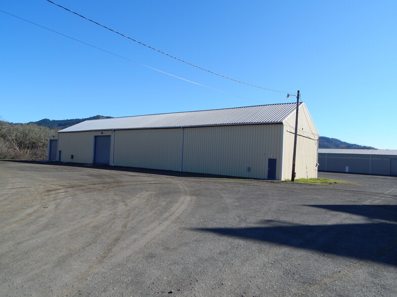 121 Deady Crossing Rd, Sutherlin, OR for lease - Building Photo - Image 2 of 72