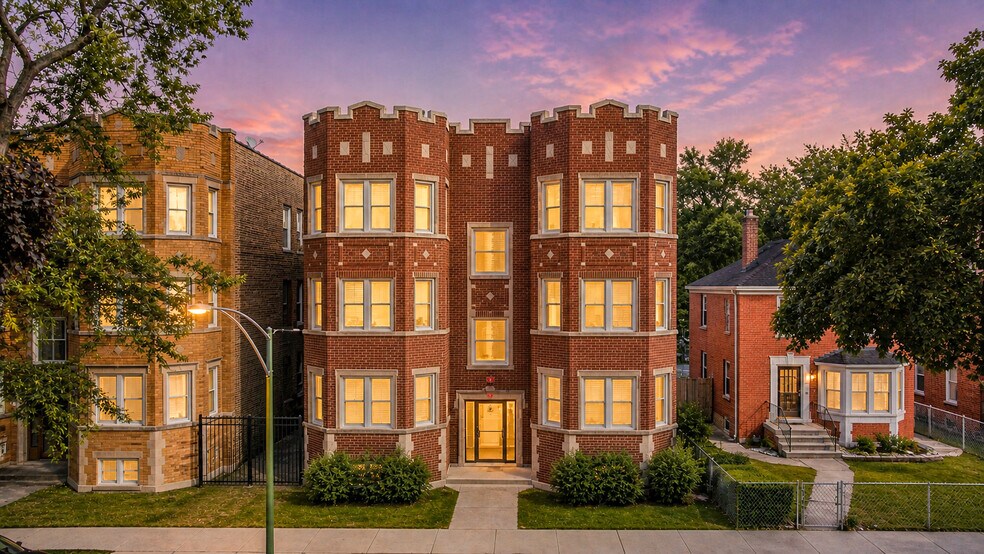 9019 S Bishop St, Chicago, IL à vendre - Photo du bâtiment - Image 1 de 5