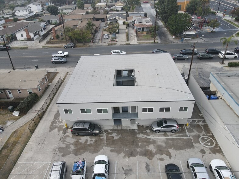 17420 Downey Ave, Bellflower, CA for sale - Building Photo - Image 3 of 7