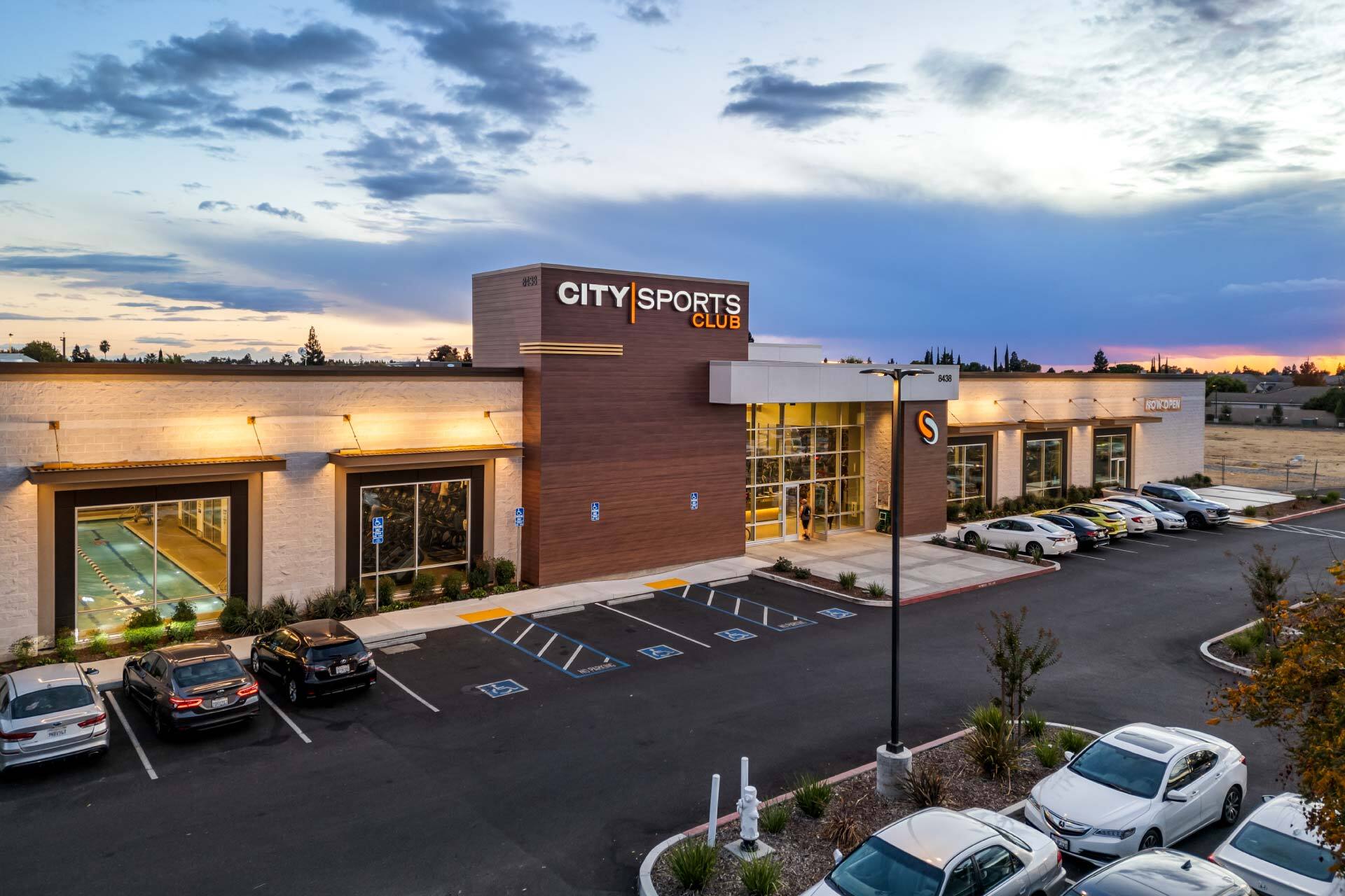 8438 Elk Grove Florin Rd, Elk Grove, CA à vendre Photo principale- Image 1 de 6