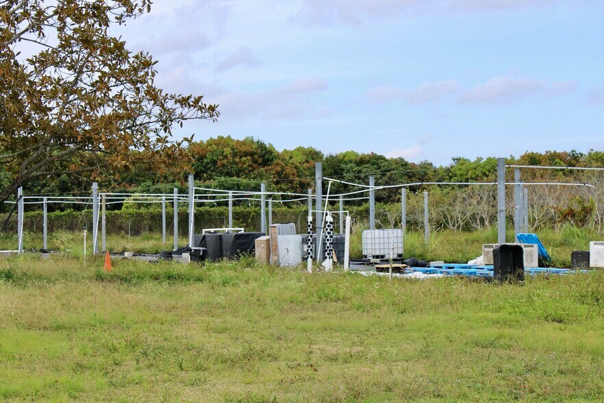 18151 187th Avenue, Miami, FL à vendre - Photo du bâtiment - Image 2 de 16