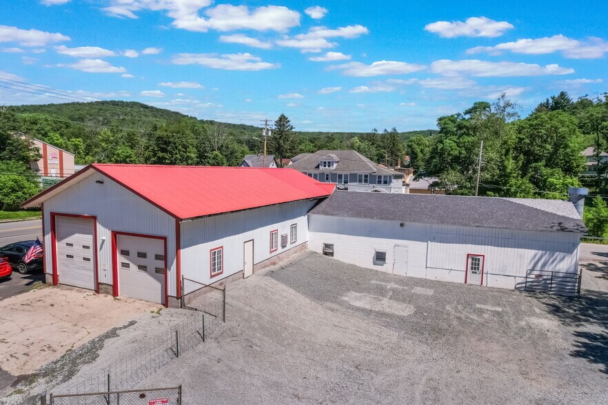 301 N Main St, Liberty, NY à vendre - Photo principale - Image 1 de 15