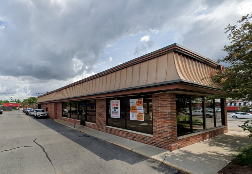 2945 N National Rd, Columbus, IN for sale - Building Photo - Image 2 of 6