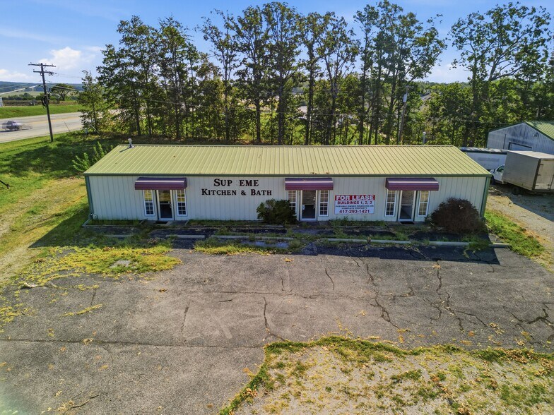 1398 S Valley Rd, West Plains, MO à vendre - Photo du bâtiment - Image 2 de 47