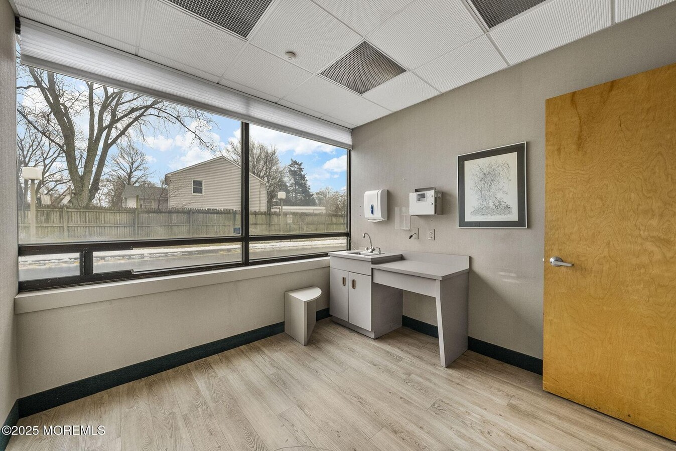 3270 State Route 27, Kendall Park, NJ 08824 - Unit 1 - - Interior Photo - Image 2 of 12