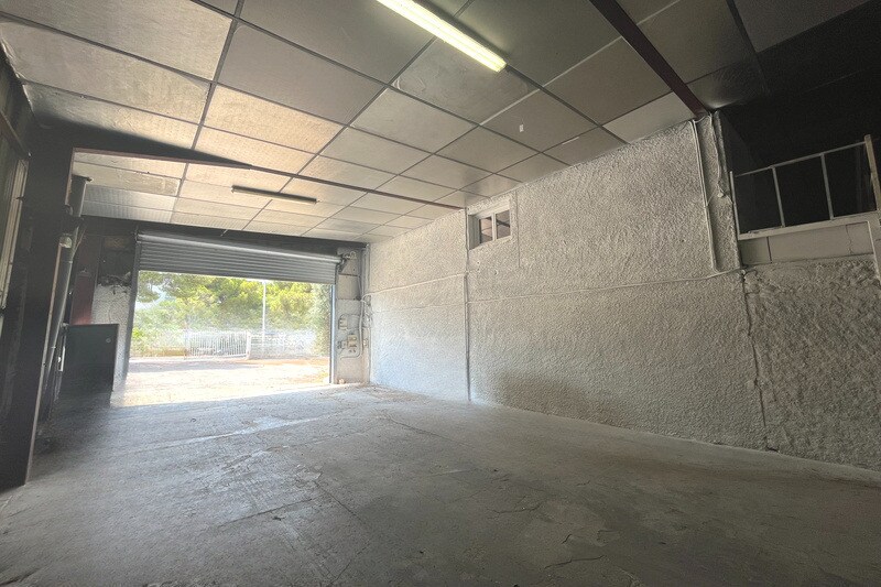 Flex in Saint-Jean-de-Védas for lease - Interior Photo - Image 2 of 8