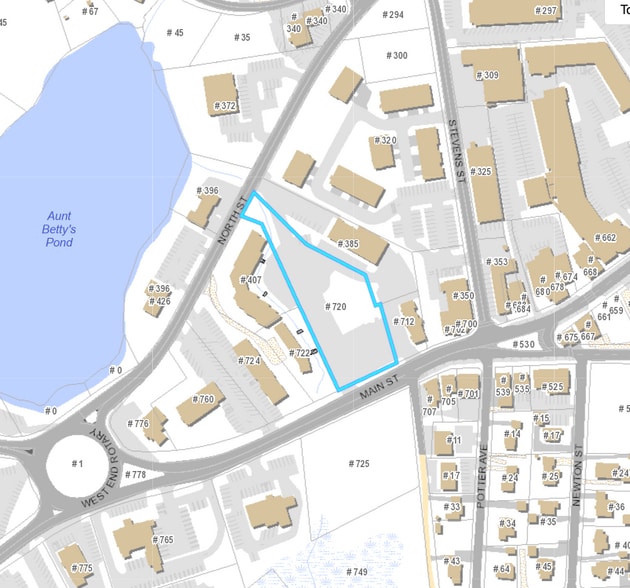 720 Main St, Hyannis, MA à vendre - Photo du bâtiment - Image 2 de 11