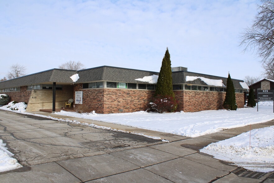 525 E Division St, Fond Du Lac, WI for sale - Building Photo - Image 1 of 38