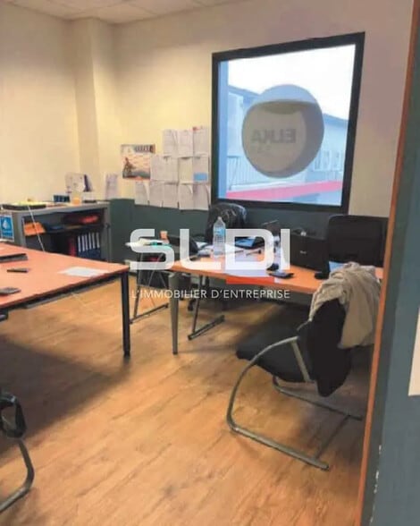 Flex dans Saint-Quentin-Fallavier à louer - Photo intérieure - Image 3 de 5