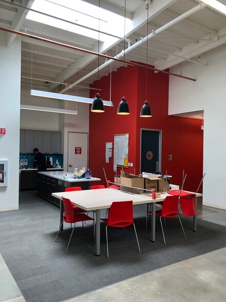 1466 Seareel Pl, San Jose, CA à vendre - Photo du bâtiment - Image 2 de 15