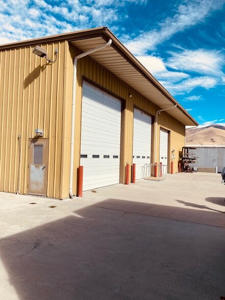 933 N Industrial Way, Ely, NV à vendre - Photo du bâtiment - Image 1 de 1