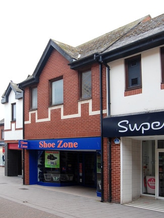 More details for 32-34 Chapel St, Exmouth - Retail for Lease