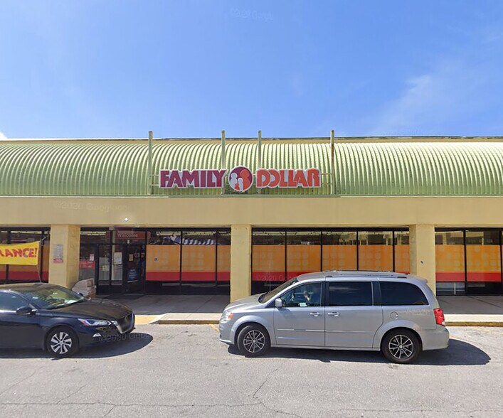 100 W Silver Star Rd, Ocoee, FL à louer - Photo du bâtiment - Image 2 de 5