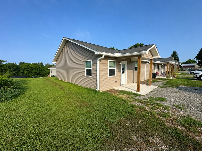 191 Railroad St, Phil Campbell, AL à vendre - Photo du bâtiment - Image 3 de 14