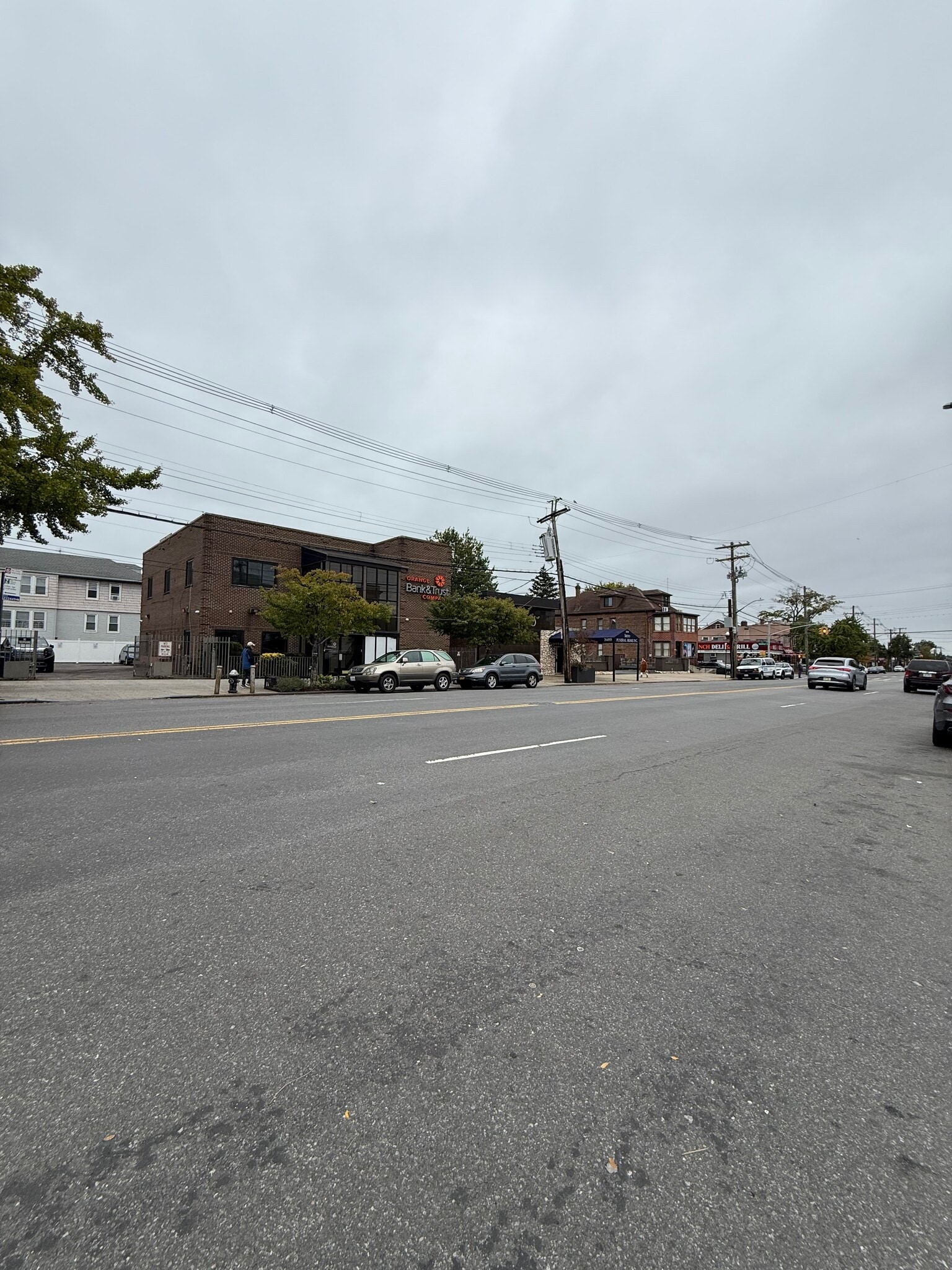 3485 E Tremont Ave, Bronx, NY for lease Interior Photo- Image 1 of 9