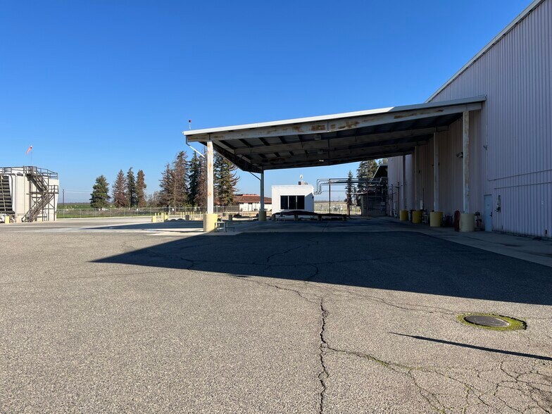 31754 Avenue 9, Madera, CA for sale - Building Photo - Image 3 of 13