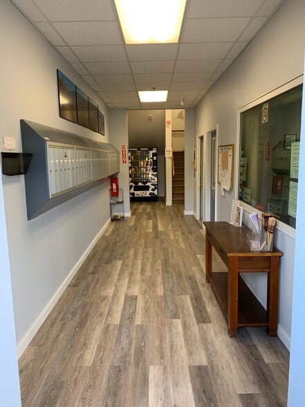 650 W German St, Herkimer, NY for sale - Interior Photo - Image 3 of 9