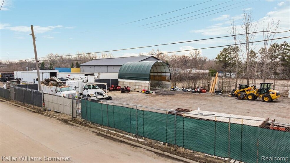 121 E Montcalm St, Pontiac, MI à louer - Aérien - Image 3 de 3