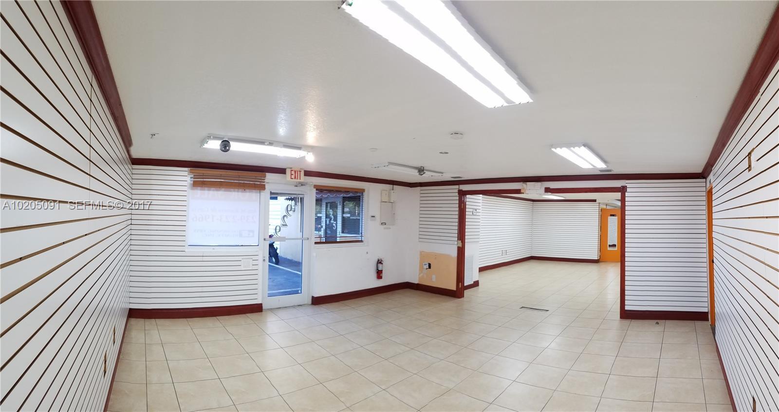 1901-1931 NW 108th Ave, Miami, FL 33172 - Unit 1929 - - Interior Photo - Image 2 of 4