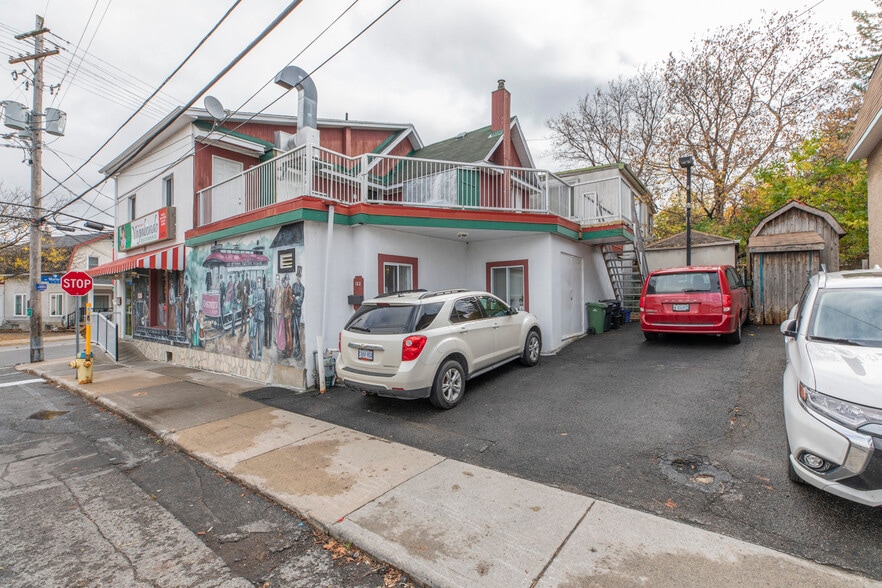 14 Marier Av, Ottawa, ON à vendre - Photo du bâtiment - Image 3 de 22