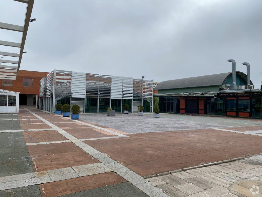 Retail in Alcobendas, Madrid for sale Interior Photo- Image 1 of 19