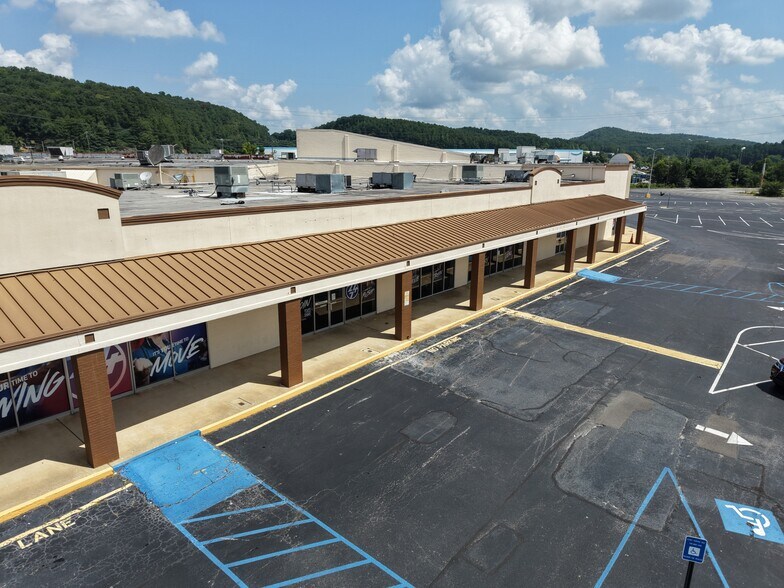 7501-7641 Crestwood Blvd, Birmingham, AL à louer - Photo du bâtiment - Image 3 de 25