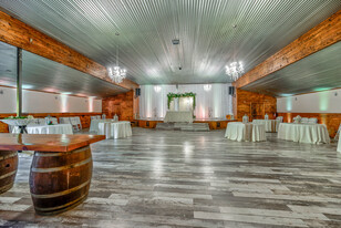 397 State Highway 156, Pointblank TX - Wedding Venue