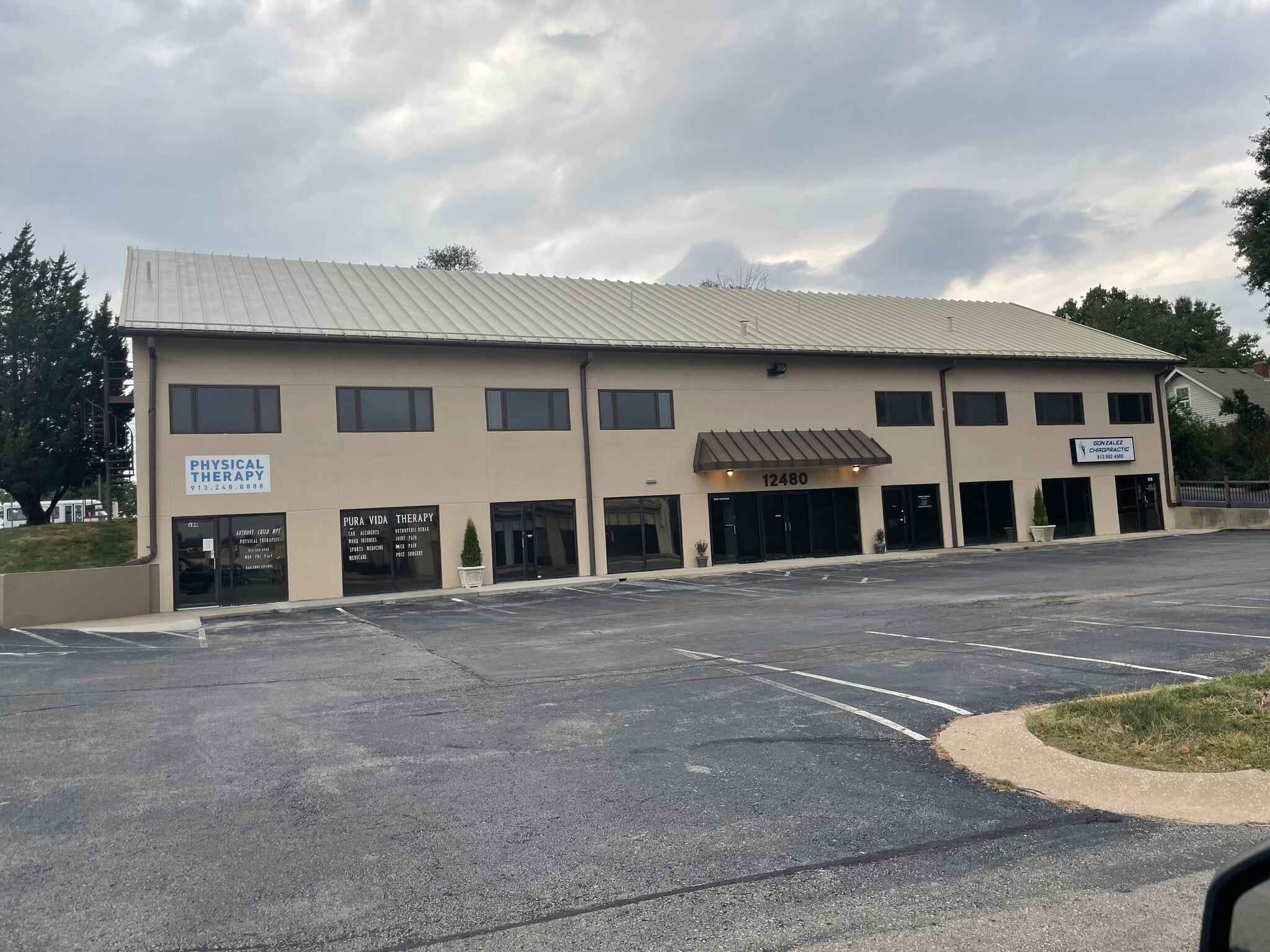 12480 W 62nd Ter, Shawnee, KS for lease Building Photo- Image 1 of 16