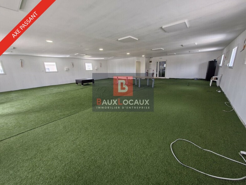 Office in Saint-Victoret for lease - Interior Photo - Image 1 of 3