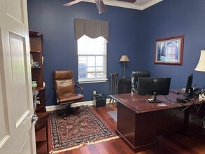 1815 Lockeway Dr, Alpharetta, GA à louer Photo intérieure- Image 2 de 3