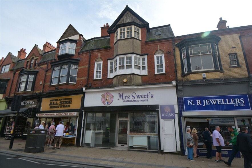 9-11 Bridge St, Bridlington for sale - Building Photo - Image 3 of 3