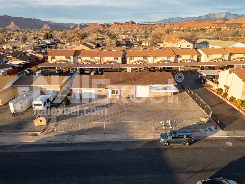 1826 W 1020 N, St George, UT à louer - Photo du bâtiment - Image 3 de 15