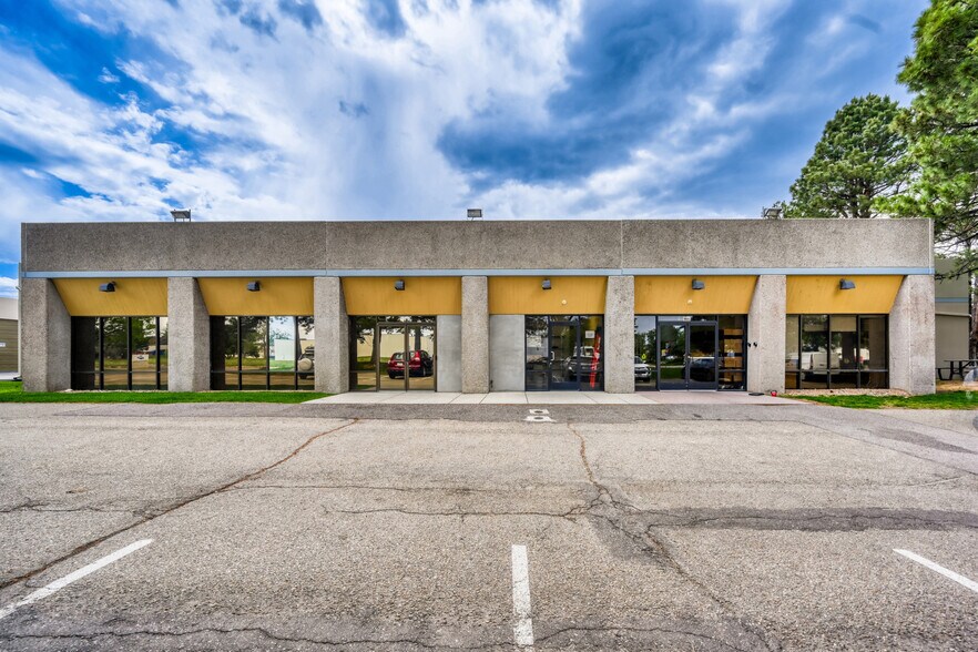 4895-4897 Oakland St, Denver, CO à vendre - Photo du bâtiment - Image 2 de 15