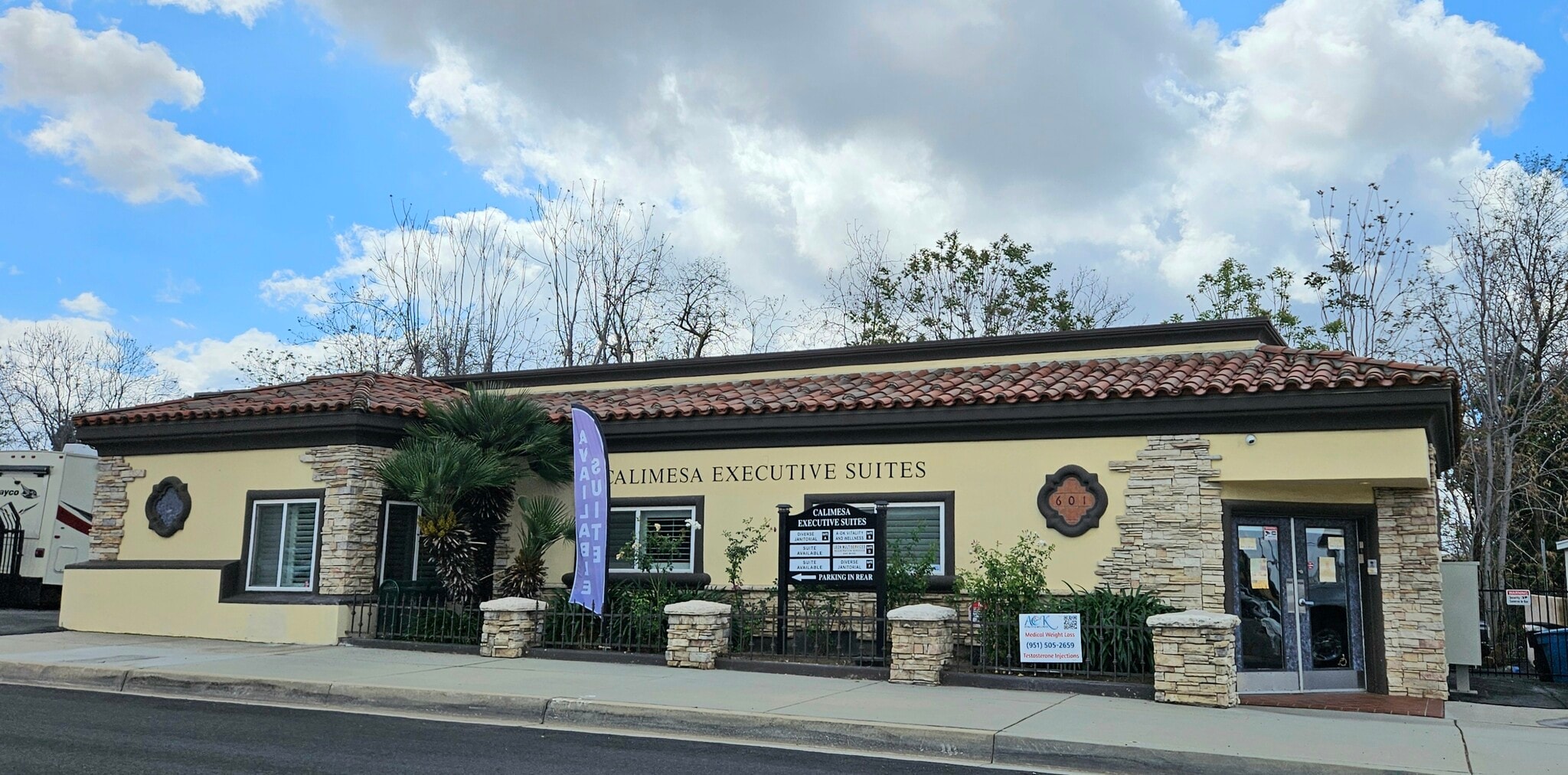 601 W County Line Rd, Calimesa, CA à louer Photo intérieure- Image 1 de 3