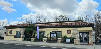 601 W County Line Rd, Calimesa, CA à louer Photo intérieure- Image 1 de 3