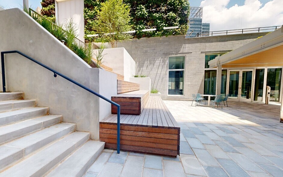 2 Bethesda Metro Ctr, Bethesda, MD à louer - Numérisation 3D de Matterport - Image 2 de 32