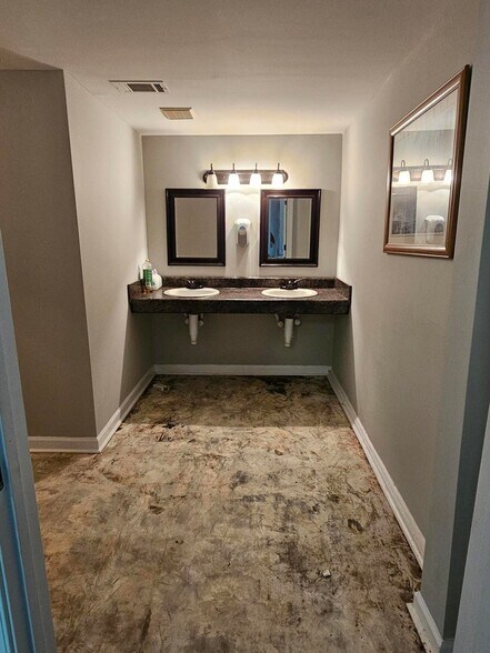 611 N Washington St, Lincolnton, GA à louer - Photo du bâtiment - Image 3 de 4