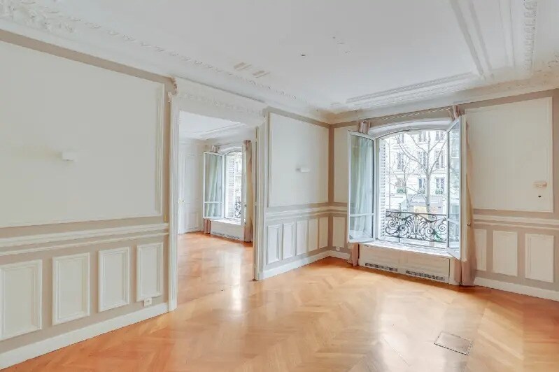 Bureau dans Paris à louer - Photo du bâtiment - Image 3 de 10