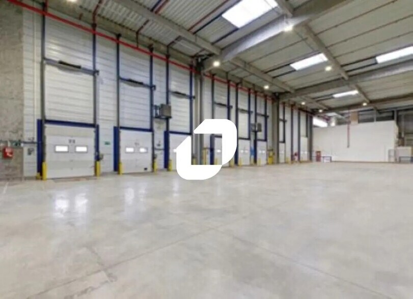 Bureau dans Marly-la-Ville à louer - Photo intérieure - Image 2 de 9